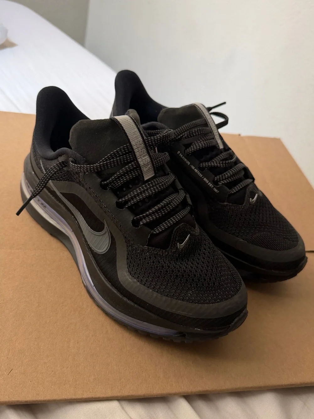 NIKE PEGASUS PREMIUM